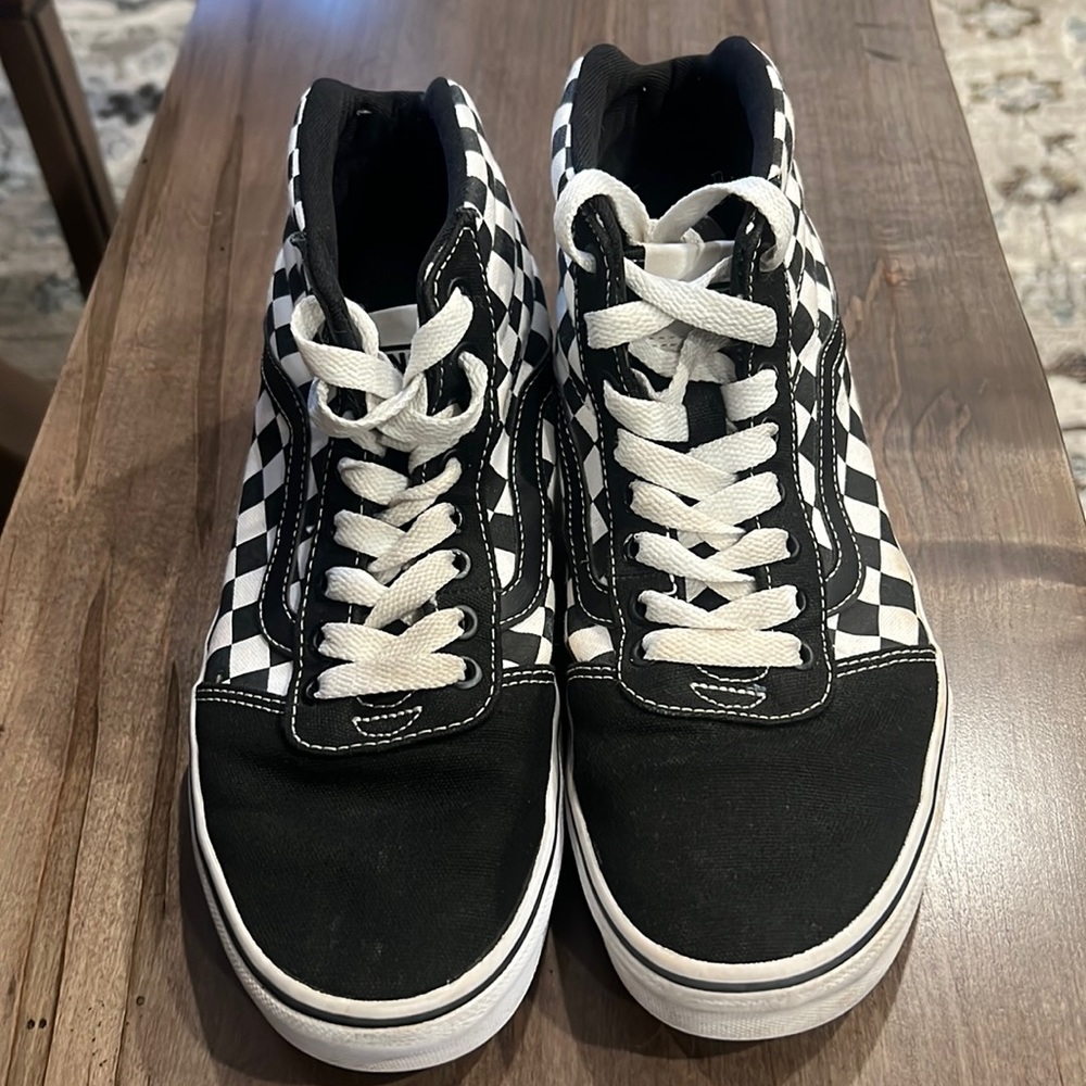 VANS Black and white checkered hightop for men